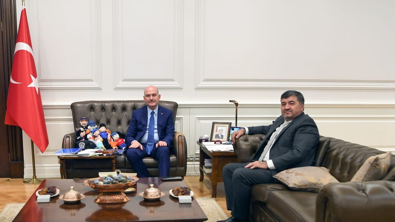 Belediye Başkanı Aytekin Şenlikoğlu'ndan, İçişleri Bakanı Süleyman Soylu'ya ziyaret
