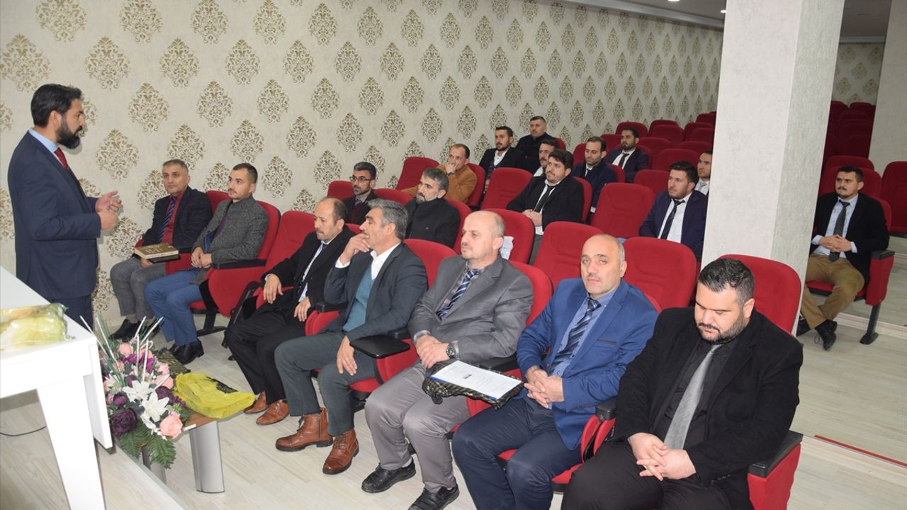 Espiye'de din görevlilerine yönelik "Talim ve Tashih-i Huruf" kursu düzenleniyor