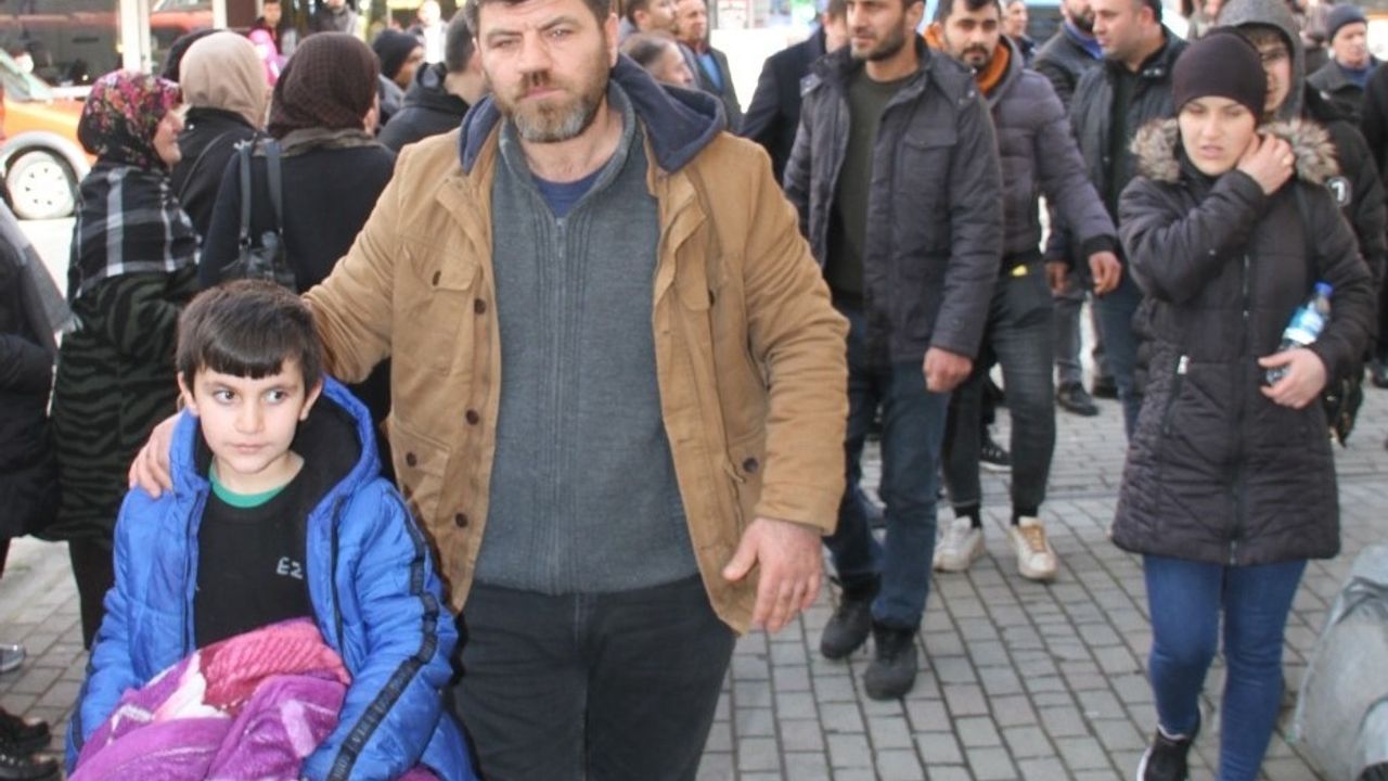 Gaziantep'te depremden etkilenen 48 kişi Giresun'a getirildi