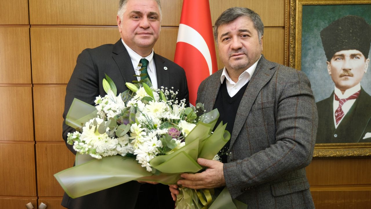 Giresunspor Başkanı Yamak ve Yönetim Kurulu'ndan ziyaret