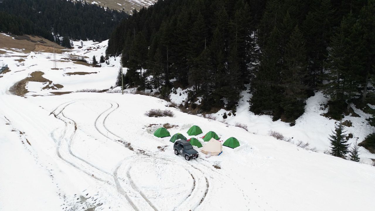 Kümbet Yaylası'nda kış dağcılık kampı yapıldı
