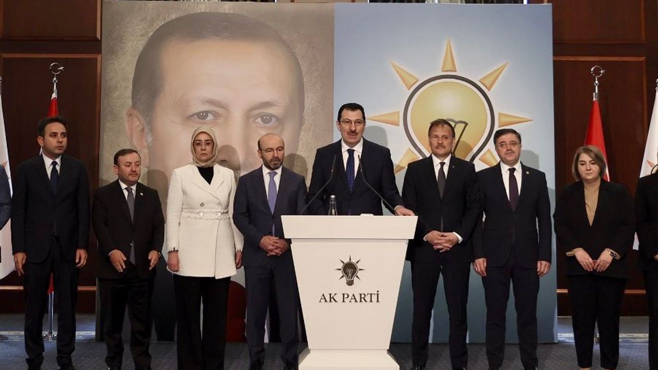 Sabri Öztürk, "AK Parti milletvekilliği aday adaylığı başvuruları başladı"