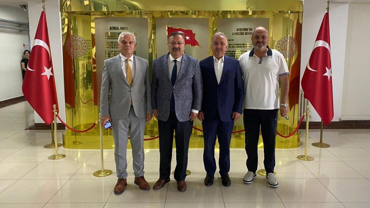 AK Partili Giresun Milletvekillerinden Ertuğrul Tosunoğlu'na Ziyaret