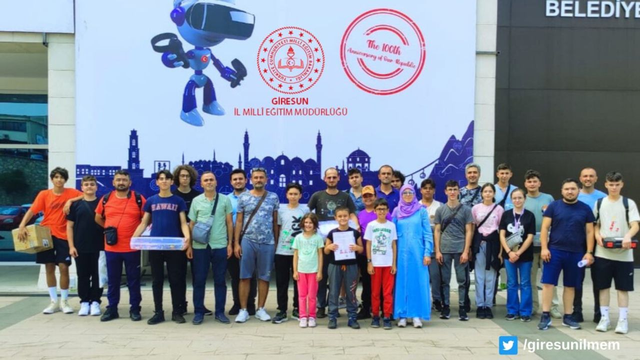 Giresun 40 Takımla Uluslararası MEB Robot Yarışmasında
