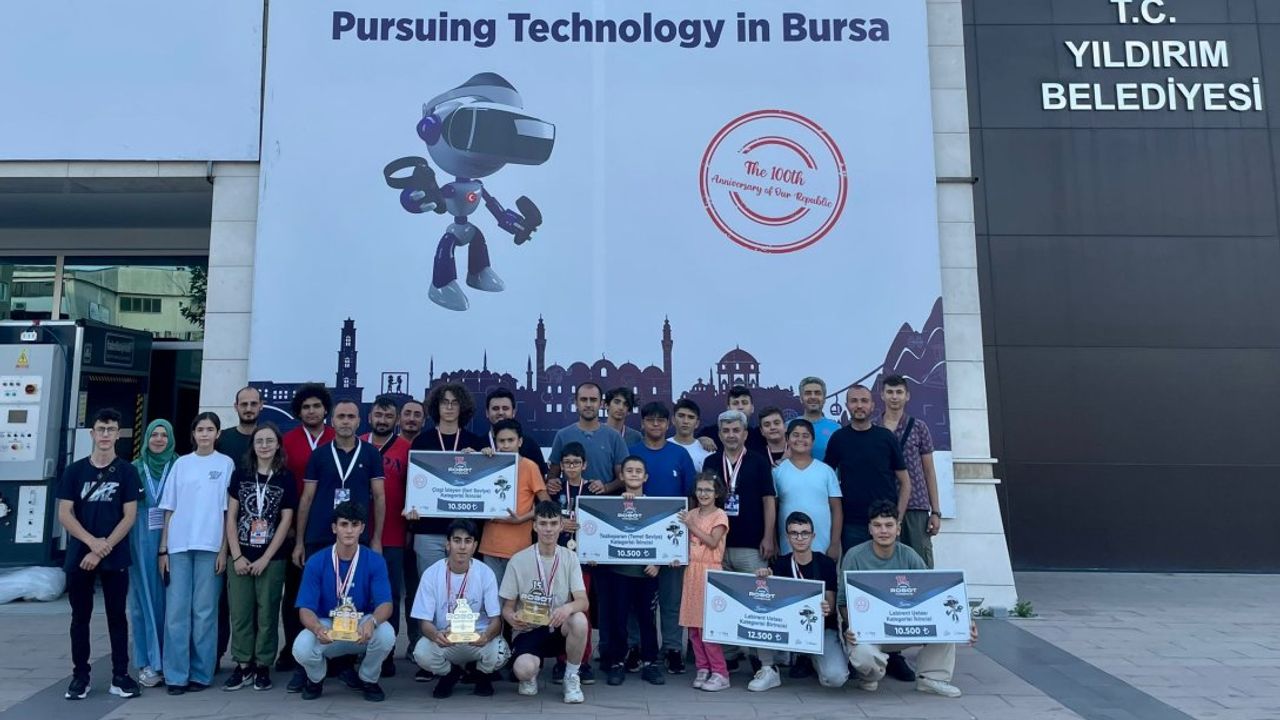 15. MEB Uluslararası Robot Yarışması'nda Giresun Ekipleri Başarı Sağladı