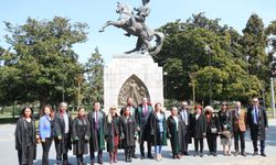 Samsun'daki Atatürk Onur Anıtı'na yapılan saldırının duruşmasına Giresun Barosu'ndan destek
