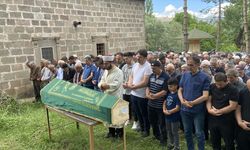 İstanbul'da kiracısı tarafından öldürülen ev sahibinin cenazesi Giresun'da defnedildi