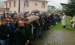 Espiye'de trafik kazası sonrası ölen kişinin cenazesi toprağa verildi