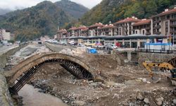 Dereli'de 2 yıl önce yaşanan selde zarar gören tarihi kemer köprünün onarımına başlandı