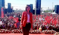 İstanbul Milletvekili Emine Gülizar Emecan'dan veda mesajı