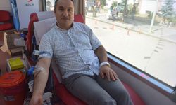 Türk Kızılay'ına 45 Ünite Kan Bağışlayan Kişi Ödüllendirildi