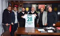 Giresunspor Hentbol Takımından Başkan Mete Bahadır Yılmaz'a Ziyaret