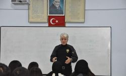 Emniyet Müdürü Güzelyazıcı'dan üniversite öğrencilerine ders