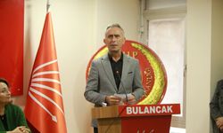 Yaşar, aday adaylığı ile ilgili basın açıklaması yaptı