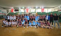 Espiye Şehit Sezgin Burak Cantürk Ortaokulu Şampiyon Oldu 