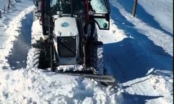 Giresun'da yayla yollarındaki karla mücadele çalışmaları dronla görüntülendi