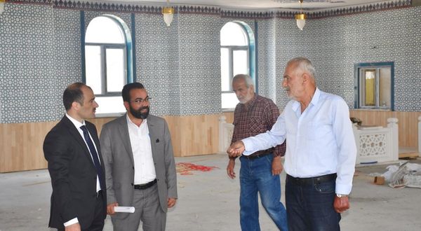 Alucra Kaymakamı Mustafa Çelik, Ashabı Suffa Camisini İnceledi