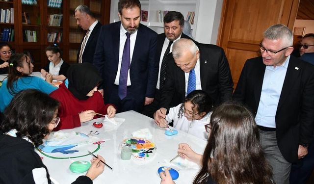 Kenan Tatlı, "Giresun’da gece gündüz demeden çalışan bir belediye başkanımız var."