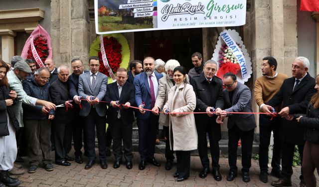 "Yedi Renk Giresun" resim sergisi açıldı