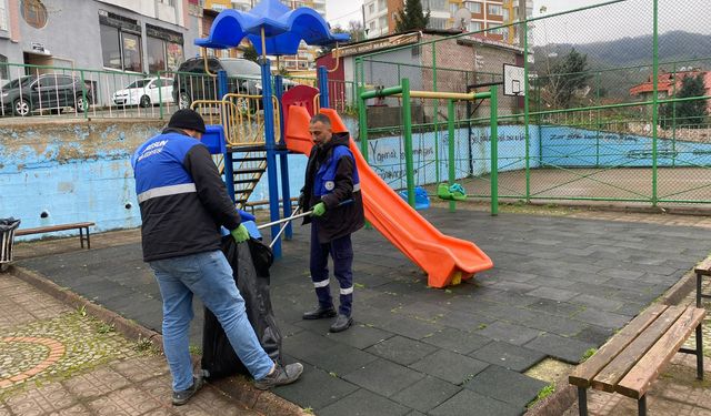 Park ve Bahçeler müdürlüğü bahar temizliğine hız verdi