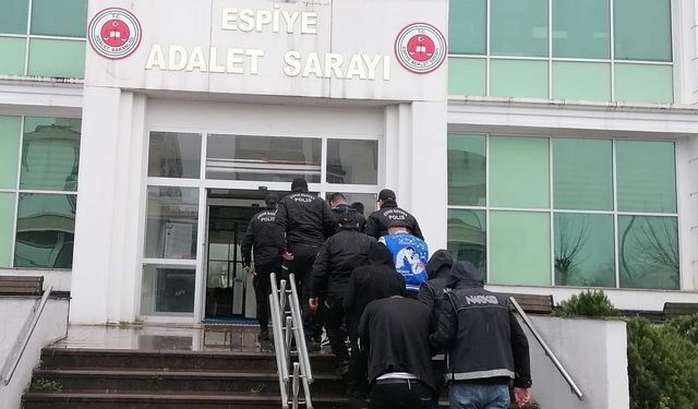 Uyuşturucu Tacirlerine Eş Zamanlı Operasyon