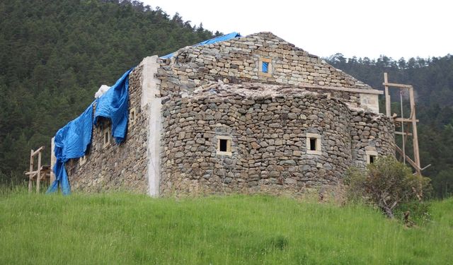 Giresun’da Çakrak Kilisesi'nin restorasyonu devam ediyor