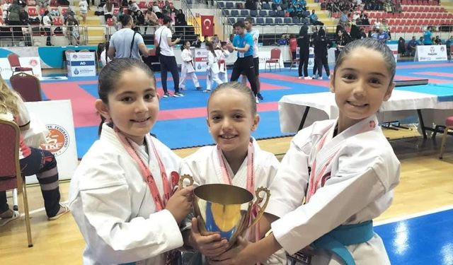 Tirebolu GSB Spor Okulları Karate Branşı Sporcularından Başarı Geldi 