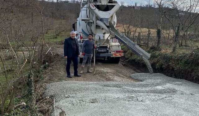 Başkan Karadere, Yol Genişletme ve Beton Yol Çalışmalarına aralıksız devam ediyor.