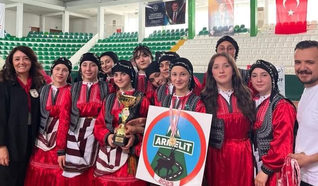 Armelitspor'dan Büyük Başarı !