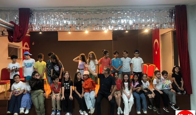 Minik Tiyatrocular Bulancak'ta Harika Performanslarıyla Göz Doldurdu