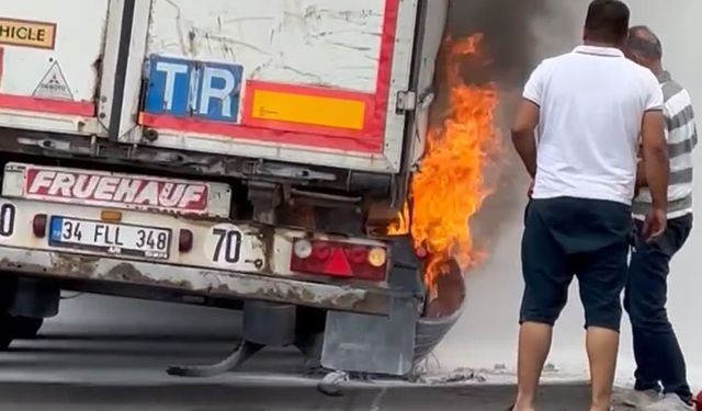 Vatandaşın çabası faciayı önledi: Az kalsın tır yanıyordu