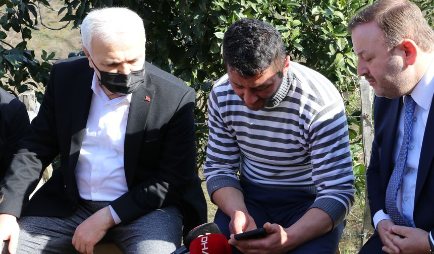 Adalet Bakanı Bekir Bozdağ, cinayete kurban giden 16 yaşındaki Sıla Şentürk’ün babası ile telefonda görüştü.