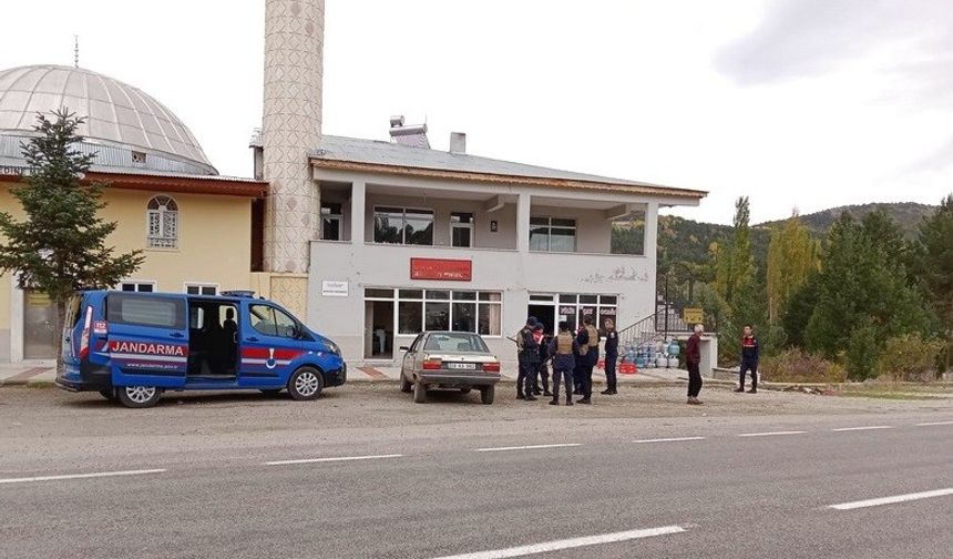 Giresun’da muhtarlık bürosuna silahlı saldırı