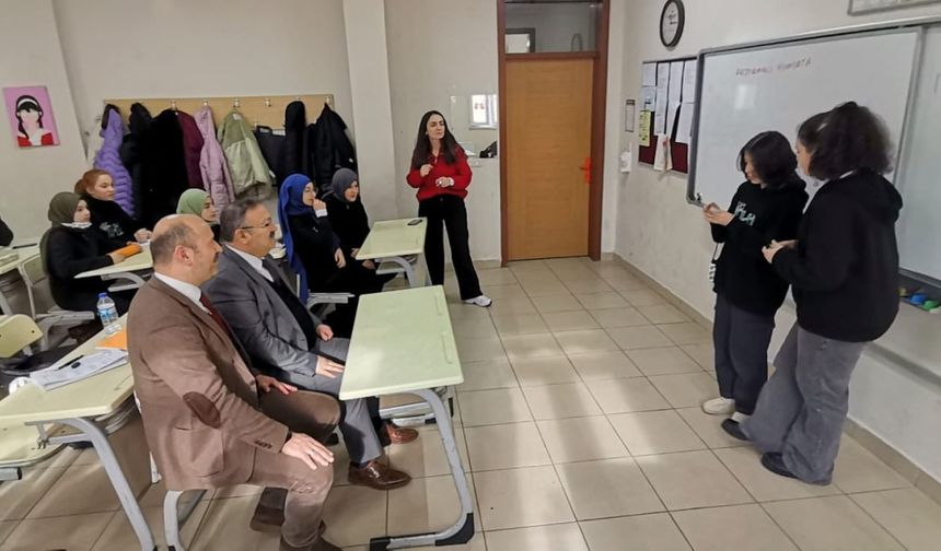 Tosunoğlu, Dönem Sonu Faaliyet Haftası Kapsamında NCAİHL'ni Ziyaret Etti