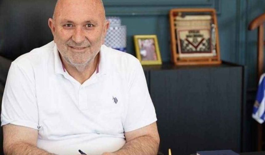 Giresun'daki belediye başkanı sosyal medyada gündem oldu! İş makinesi ile otları temizledi