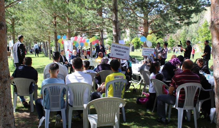 Bayburt’ta Koruyucu Aile Günü oyunlarla kutlandı